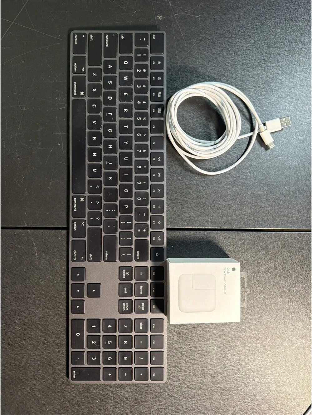 Apple Magic Mouse Keyboard A1843 Space Grey W/ Numeric Keypad + Apple Charger